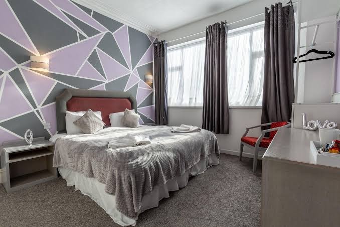 Room 10