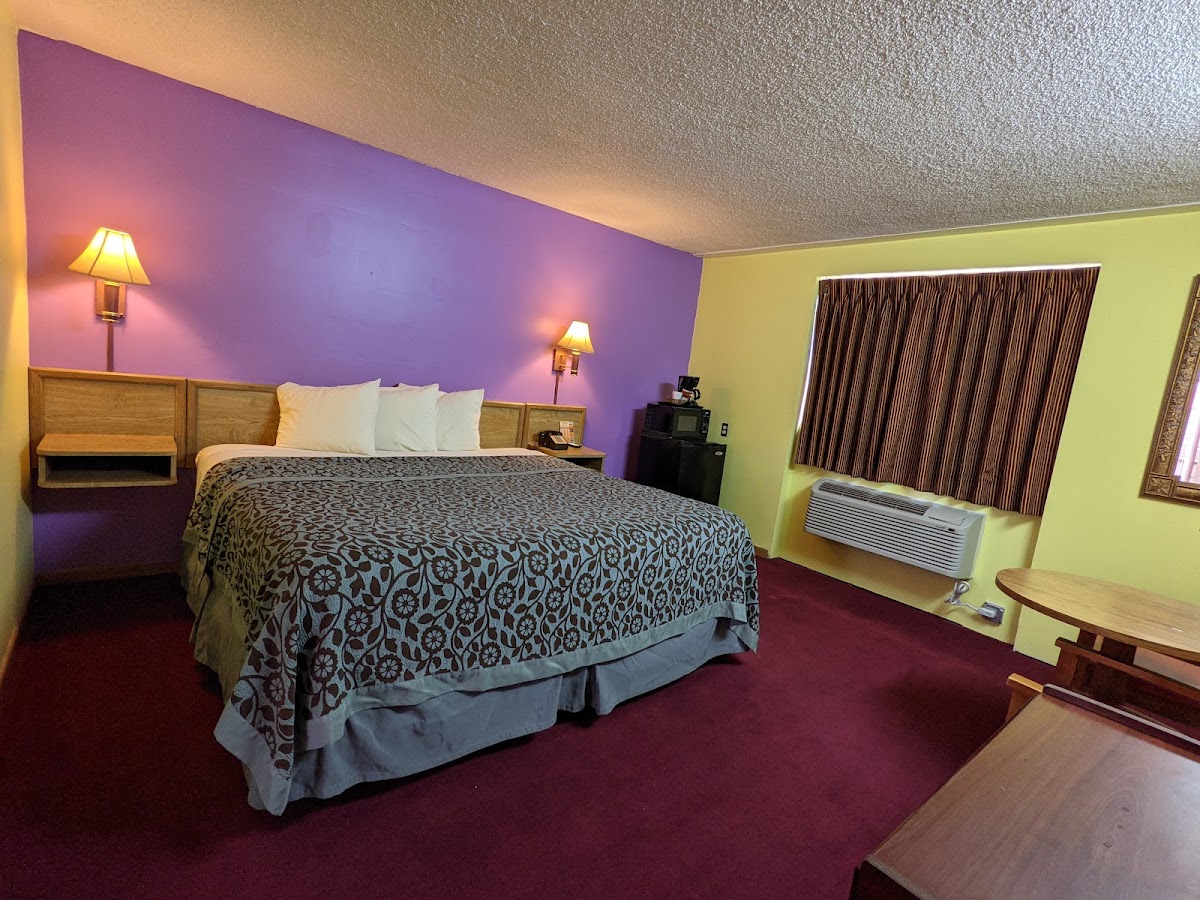Great Plains Budget Inn photo 2
