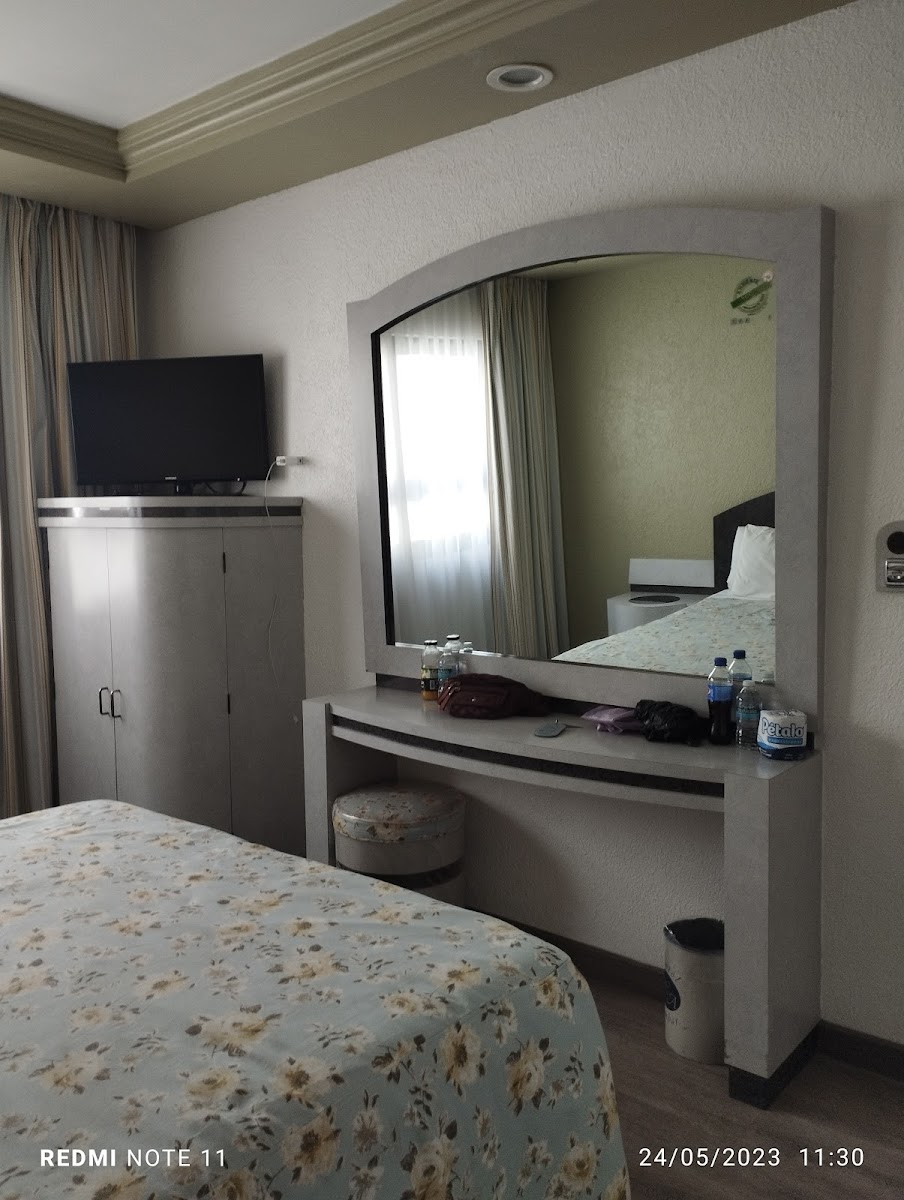 Room 1