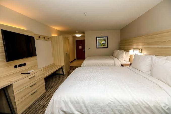 Room 5
