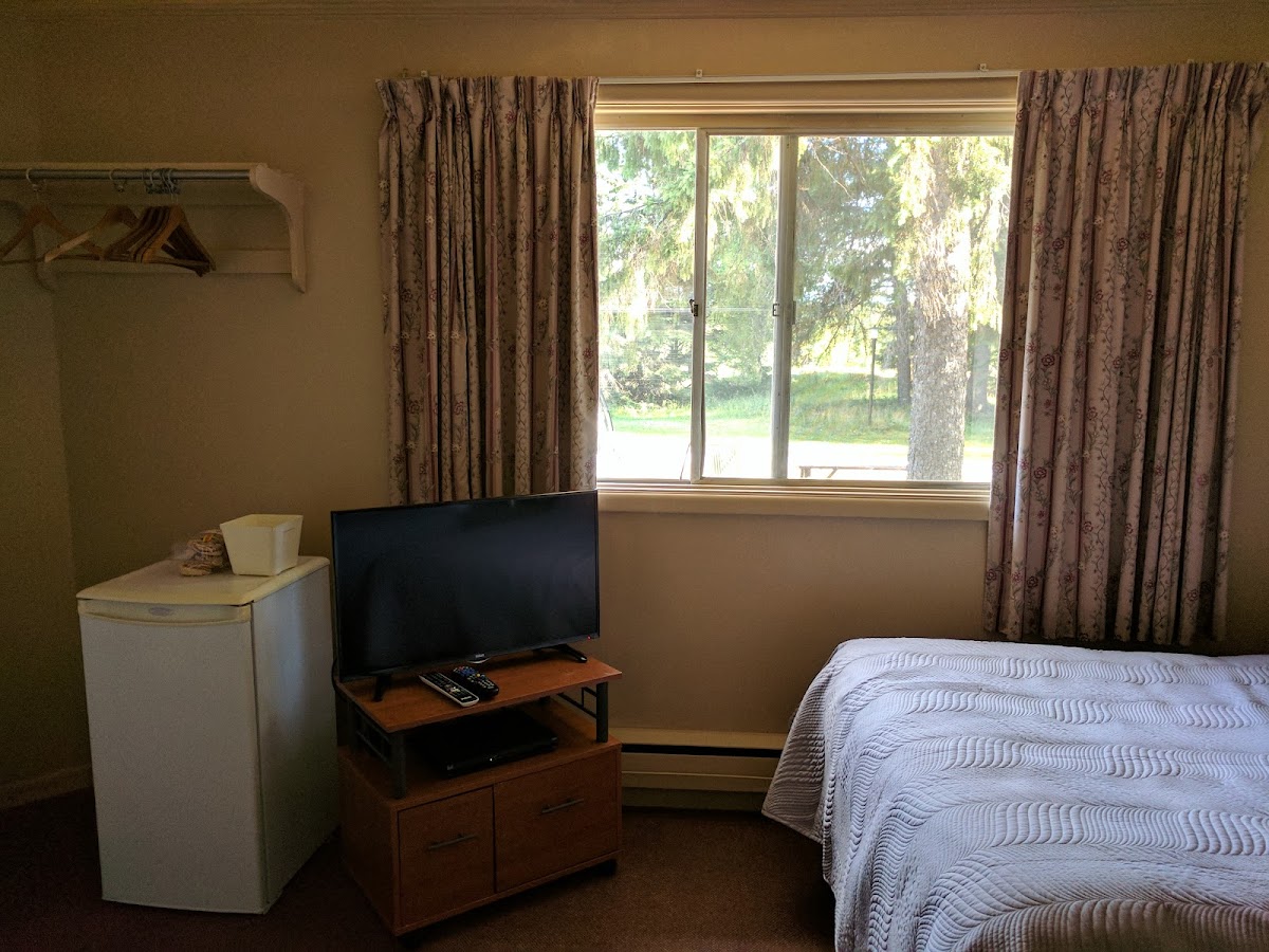 Room 8