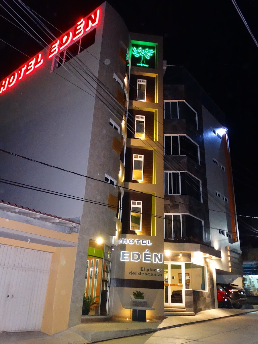 Hotel Edén
